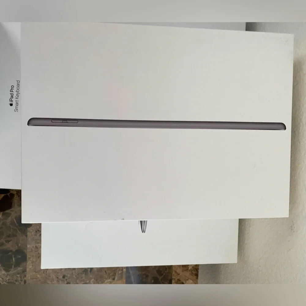 Lot Of 7 Assorted Apple EMPTY Boxes iPhones iPad MacBook Air EMPTY BOXES